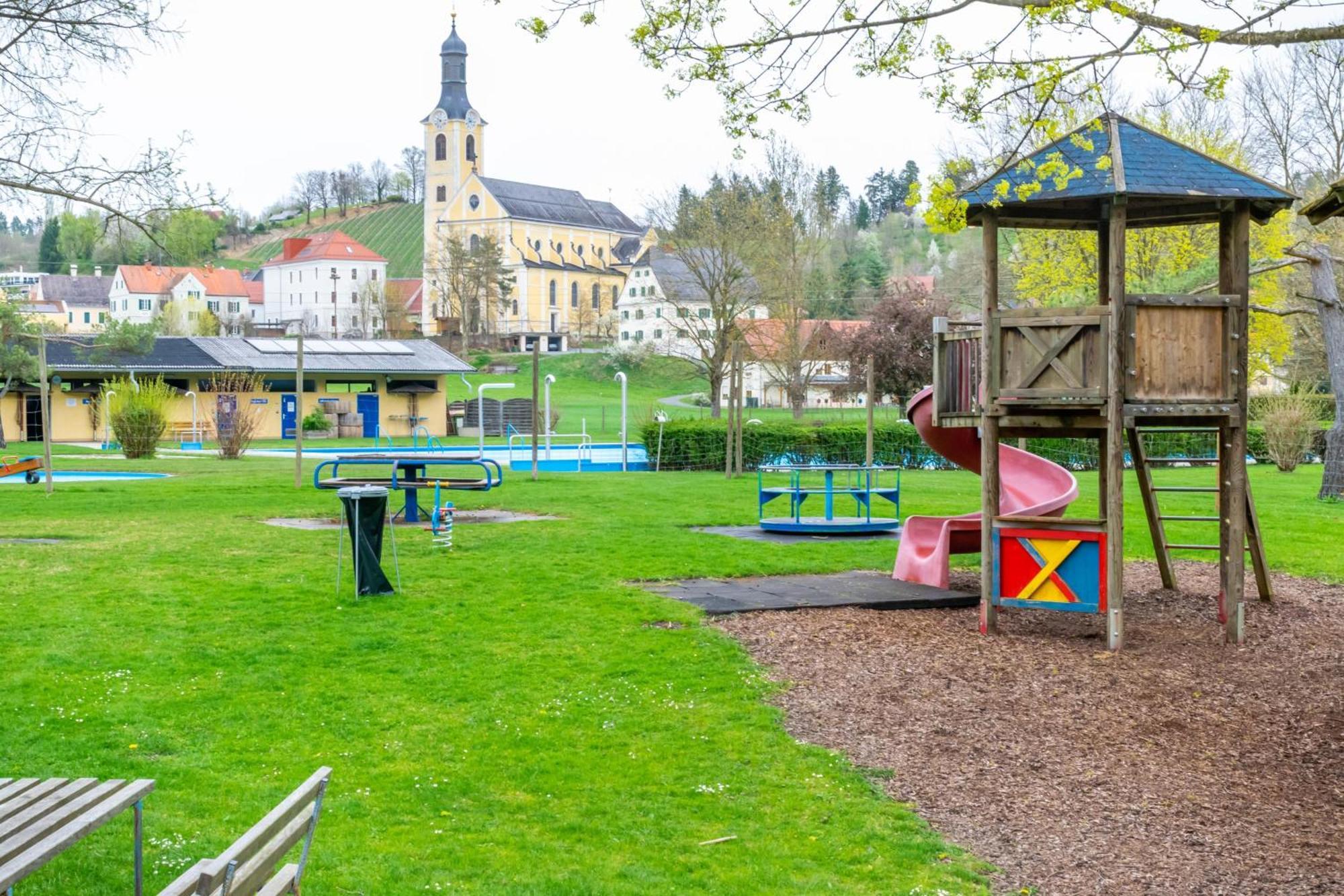 Ferienwohnung Am Freibad Leutschach Extérieur photo